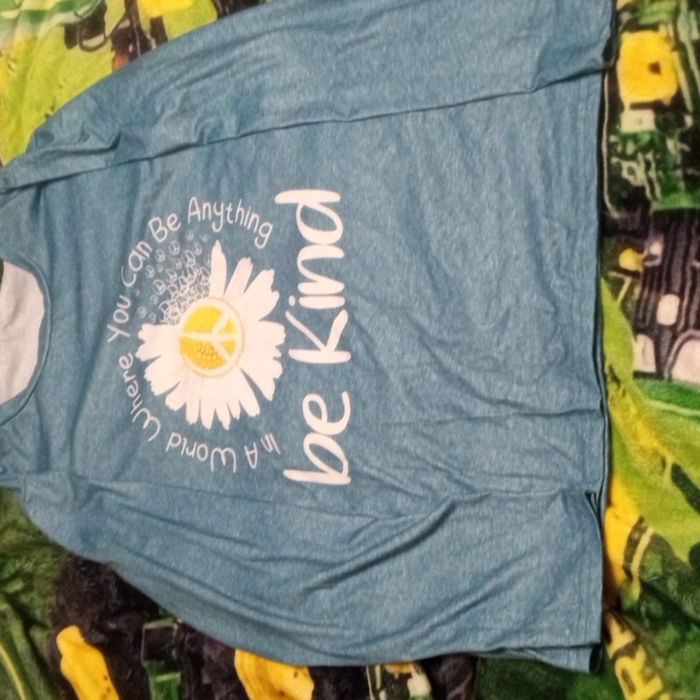 A light weight long sleeve shirt